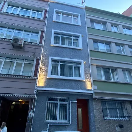 Mini Flat In The Historical Center Of Апартаменты