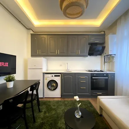 Апартаменты Mini Flat In The Historical Center Of *